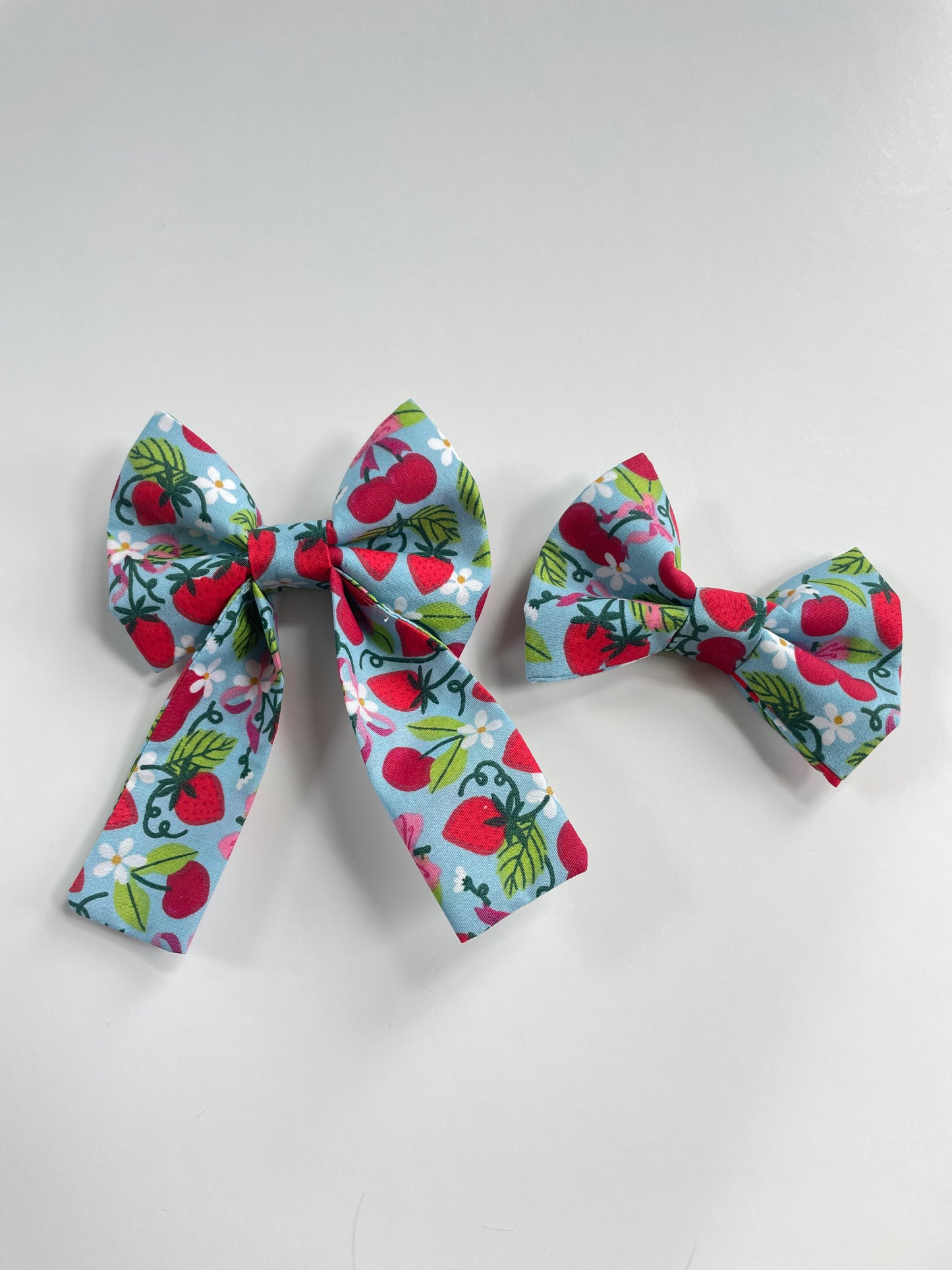 Berry Pretty Bow