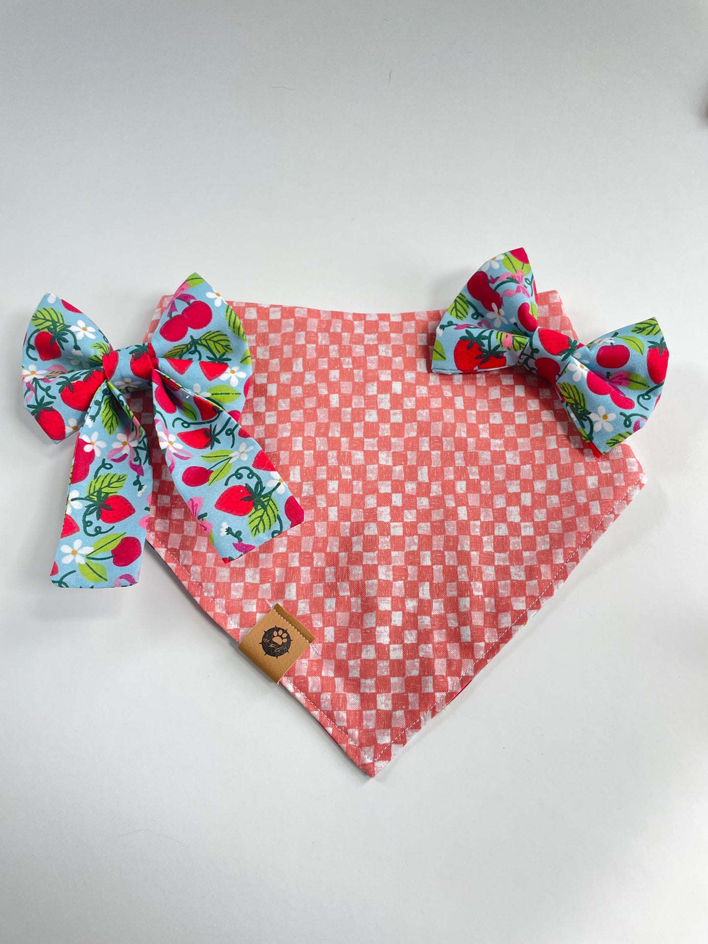 Berry Pretty Bow