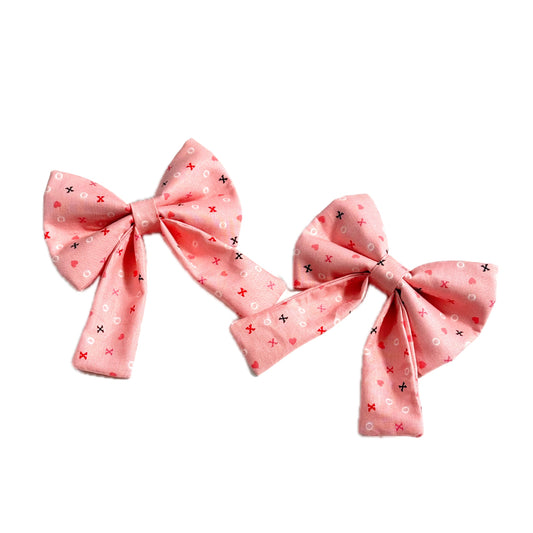 XOXO Collab Bow