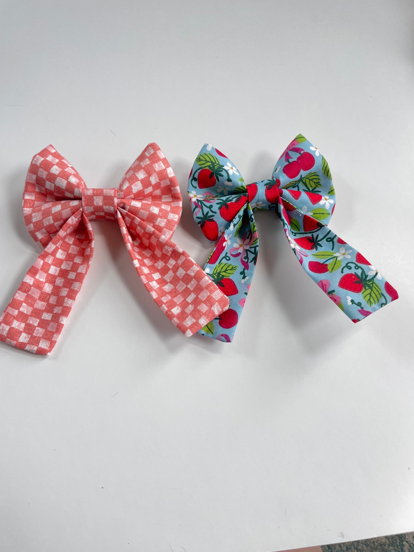 Berry Pretty Bow