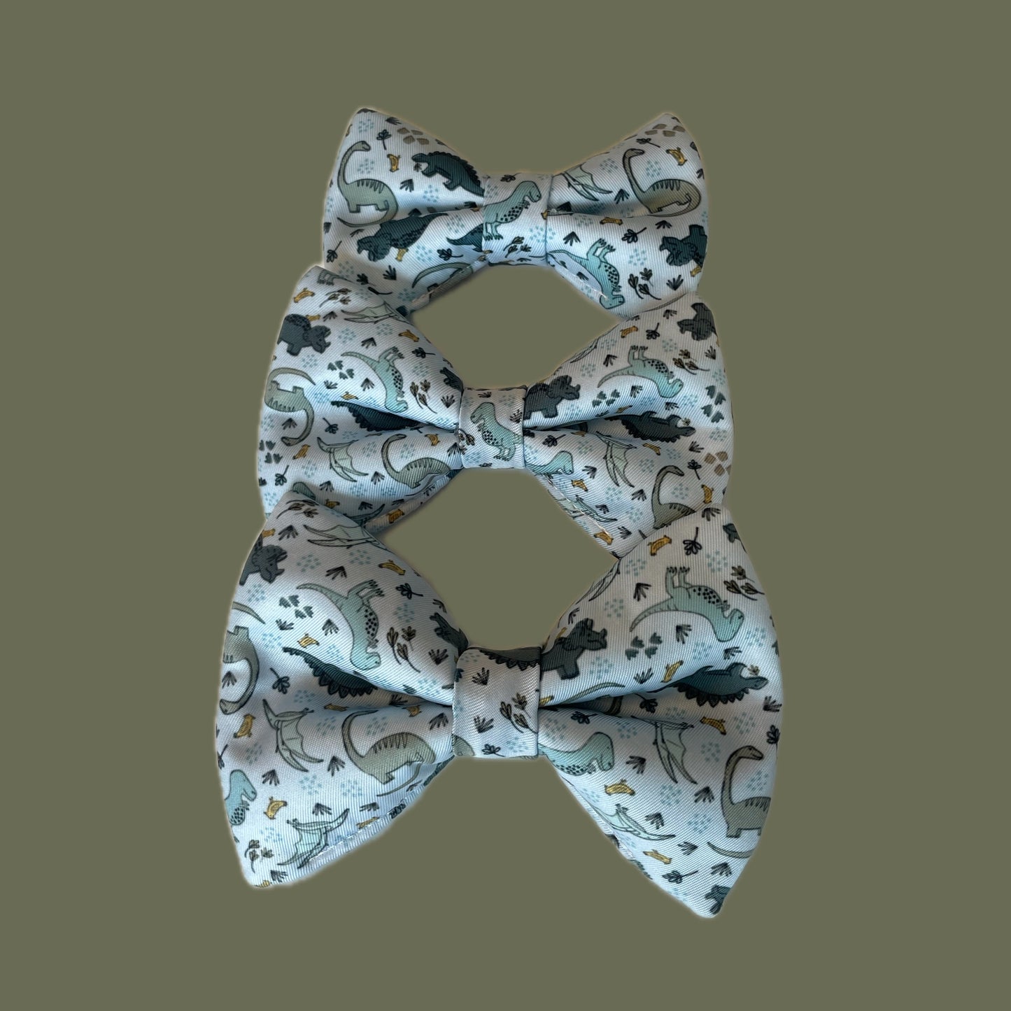 Jurassic Bloom Bow Tie