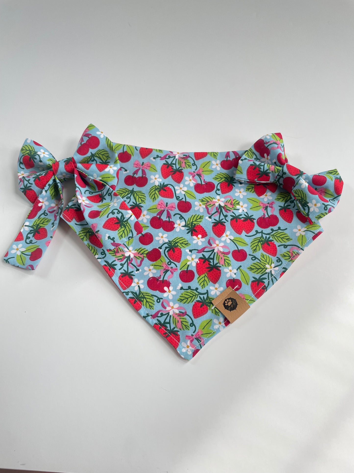Berry Pretty Bow